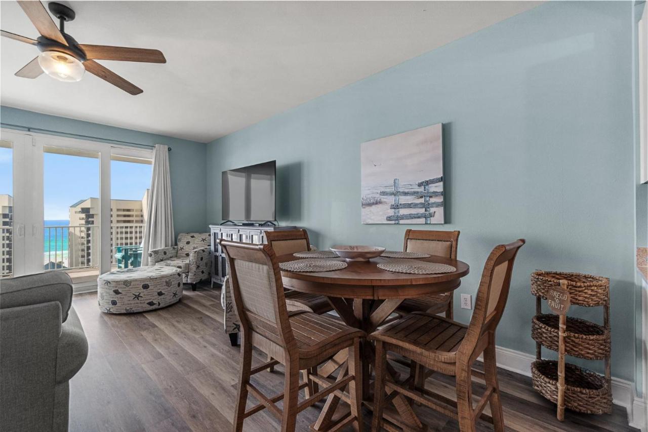 Beachy King At Laketown Wharf #812 By Nautical
